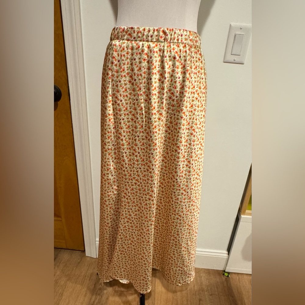 Floral Cream Maxi Skirt